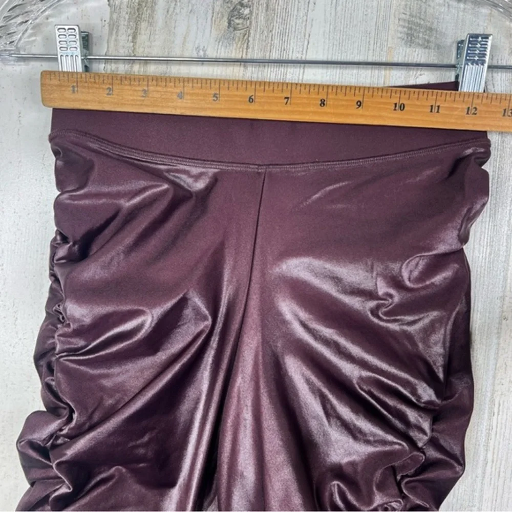 Alo Yoga‎ High-Waist Cinched Ruched Leggings Chestnut Shine Size Small Red Wine